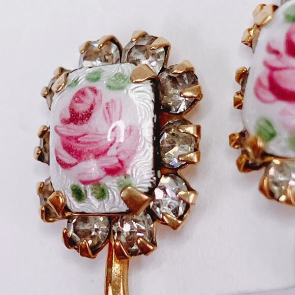 Vintage 1940s Guilloche Rose Rhinestone Gold Tone Screw Back Earrings Dainty - Picture 6 of 10